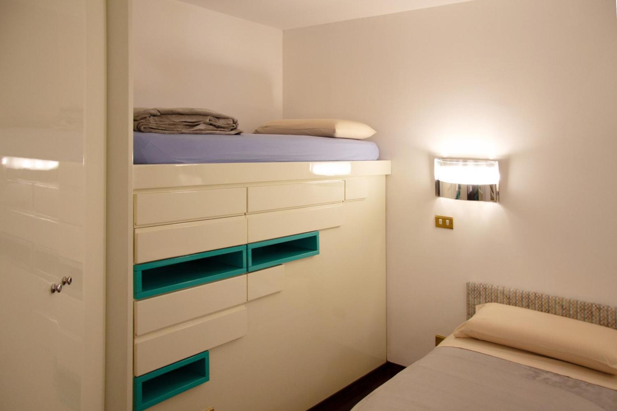 Ferienwohnung Un Gioiello Sotto Le Due Torri Bologna Exterior foto